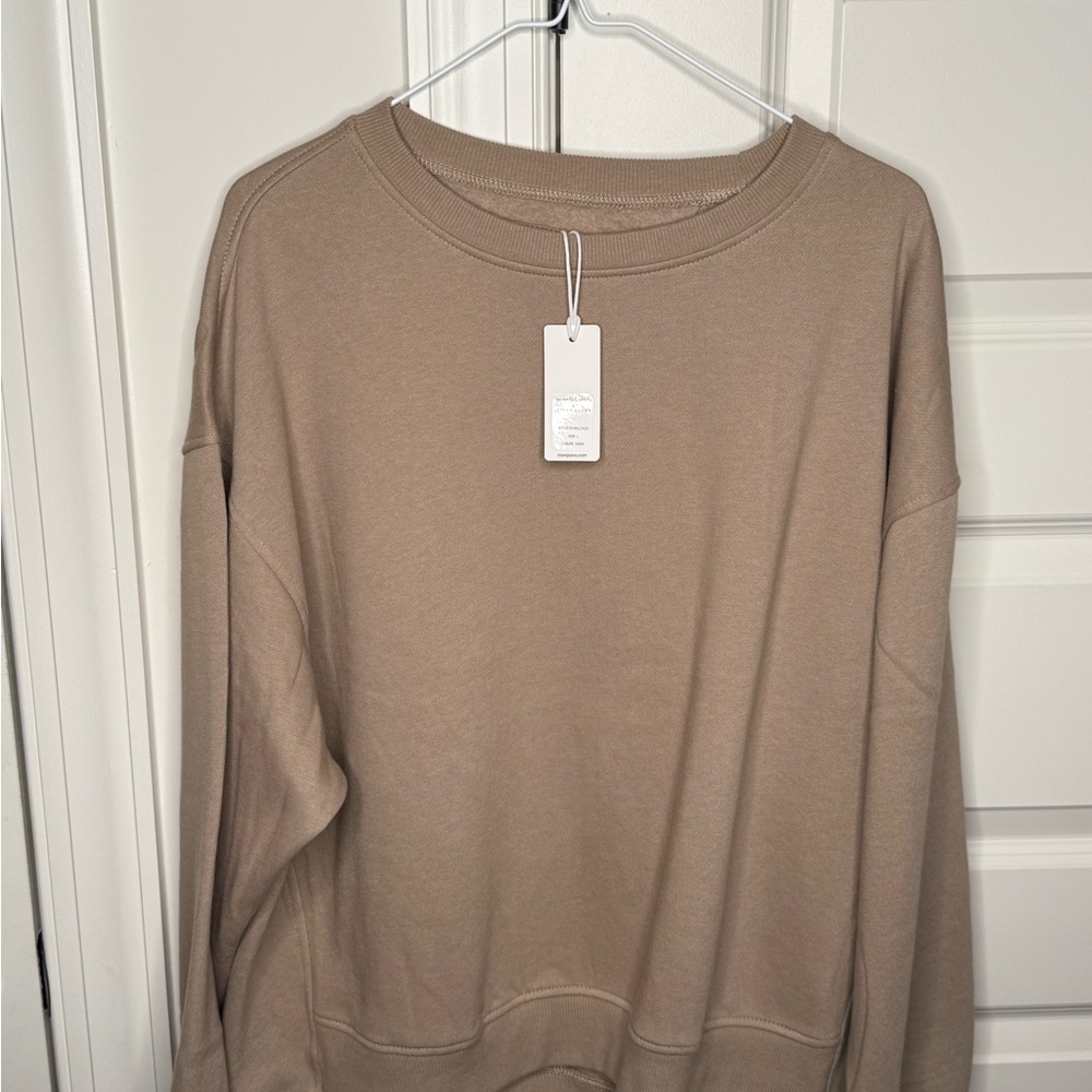 Women's Sand Sweatshirt with Step Hem
